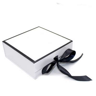 Custom white hard rigid paper gift packaging boxes , Luxury folding packing magnetic gift perfume box for wholesale